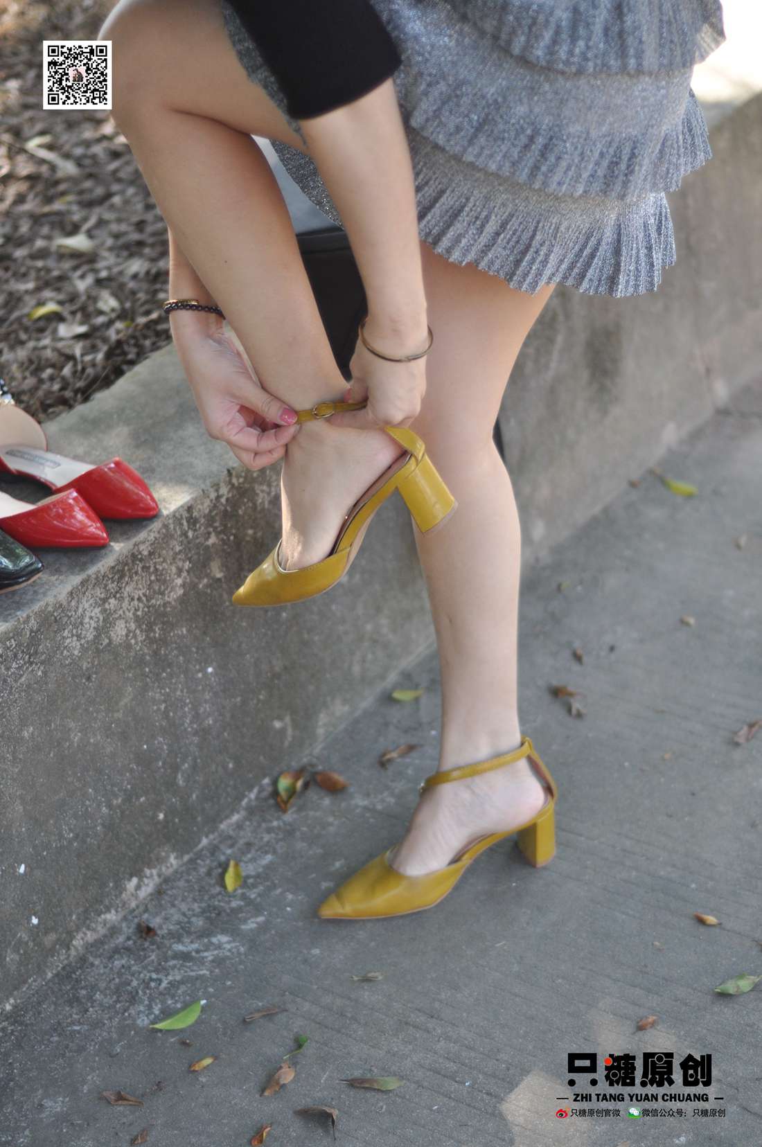 图片[143]-[只糖棉袜] NO.002 婷婷－短裙与薄棉船袜 在线浏览 – 速更版-美库