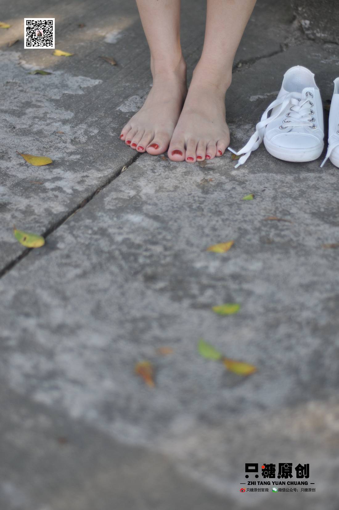 图片[6]-[只糖棉袜] NO.008 婷婷－小白鞋里的一抹蓝 在线浏览 – 速更版-美库