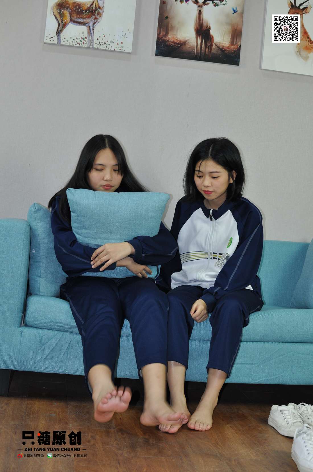 图片[20]-[只糖棉袜] NO.007 嘉欣&小枝－夏日里的两双小白鞋 在线浏览 – 速更版-美库