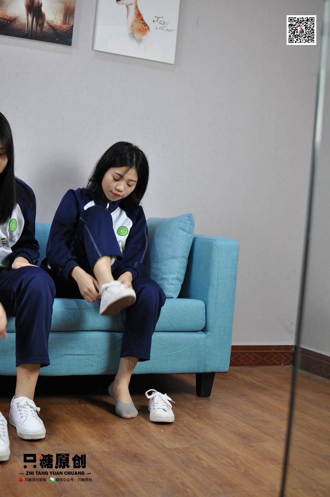 图片[119]-[只糖棉袜] NO.007 嘉欣&小枝－夏日里的两双小白鞋 在线浏览 – 速更版-美库