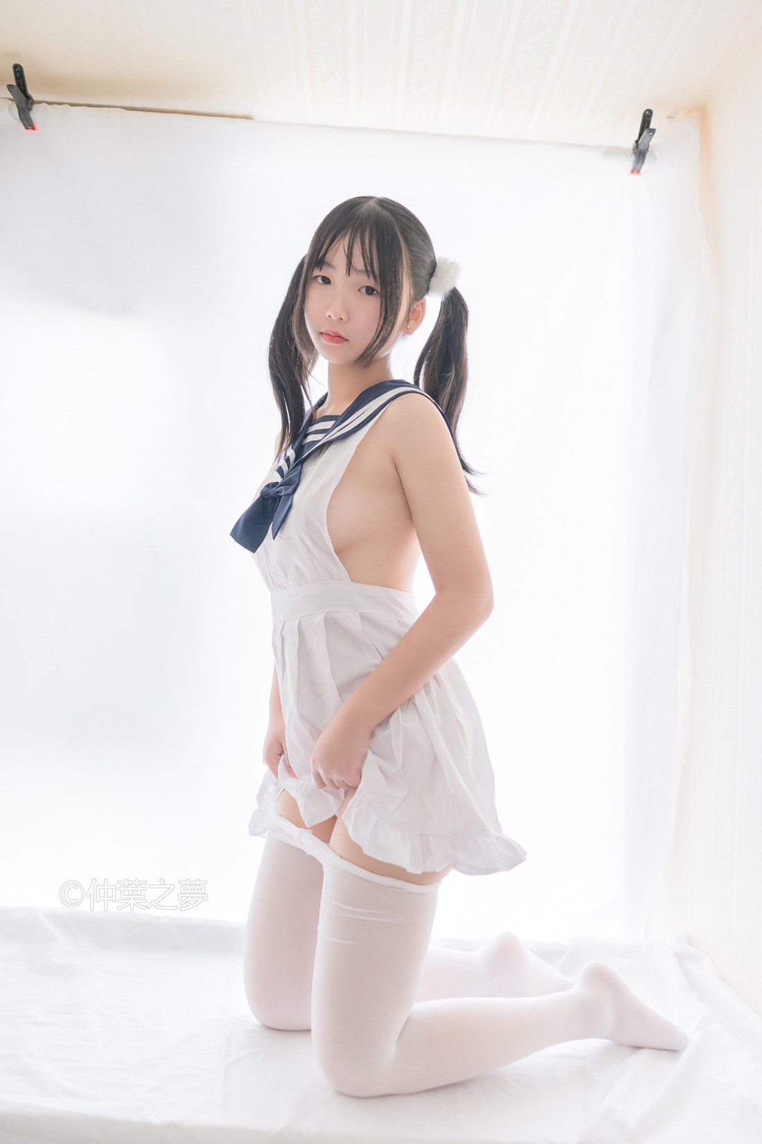 [轻兰映画] Grand.002 在线浏览 - 雅色汇