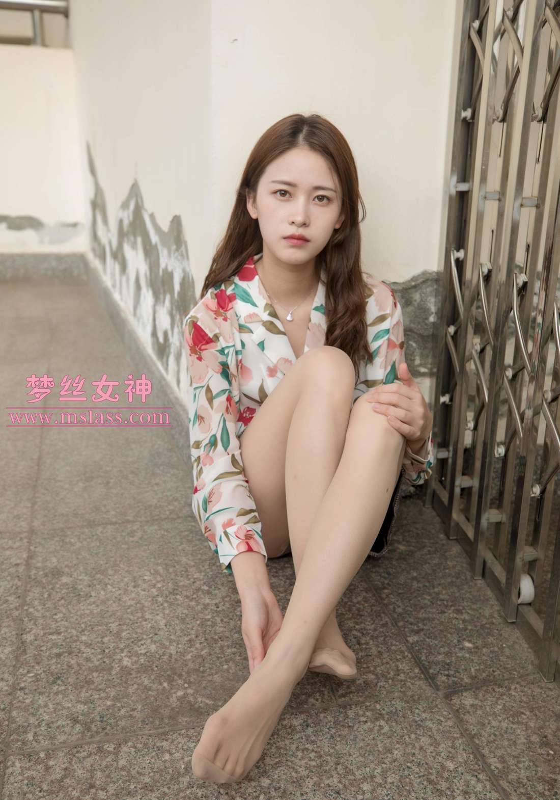 图片[37]-[MSLASS梦丝女神] 2019.05.20 宿楼丝袜玉足女神 魏婷婷 在线浏览 – 速更版-美库