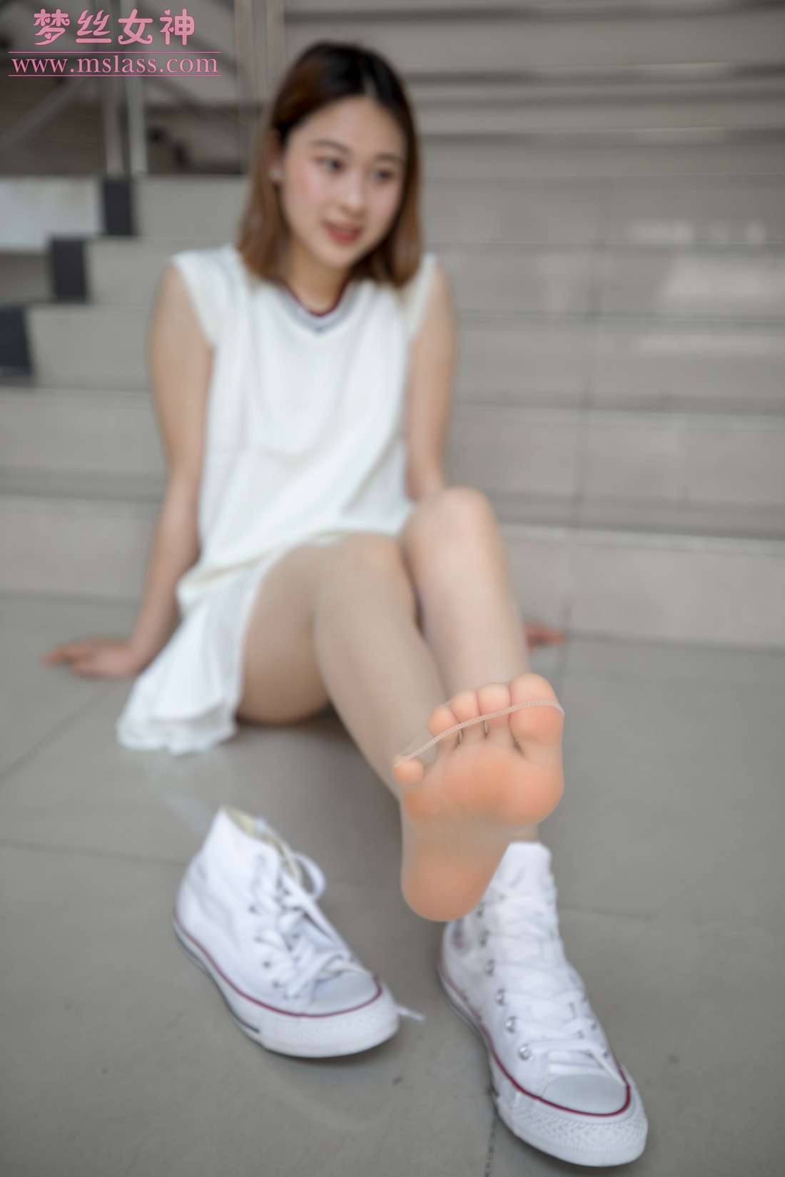 图片[35]-[MSLASS梦丝女神] 2019.05.31 雯雯 学楼丝袜美腿 在线浏览 – 速更版-美库