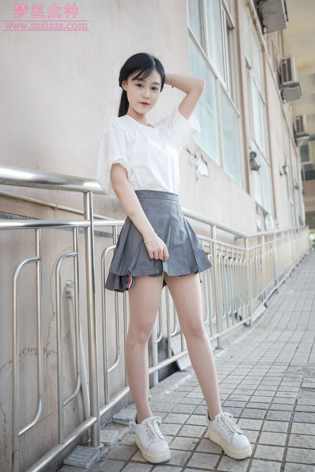 图片[33]-[MSLASS梦丝女神] 2019.06.14 灵灵 甜静的明星脸 在线浏览 – 速更版-美库