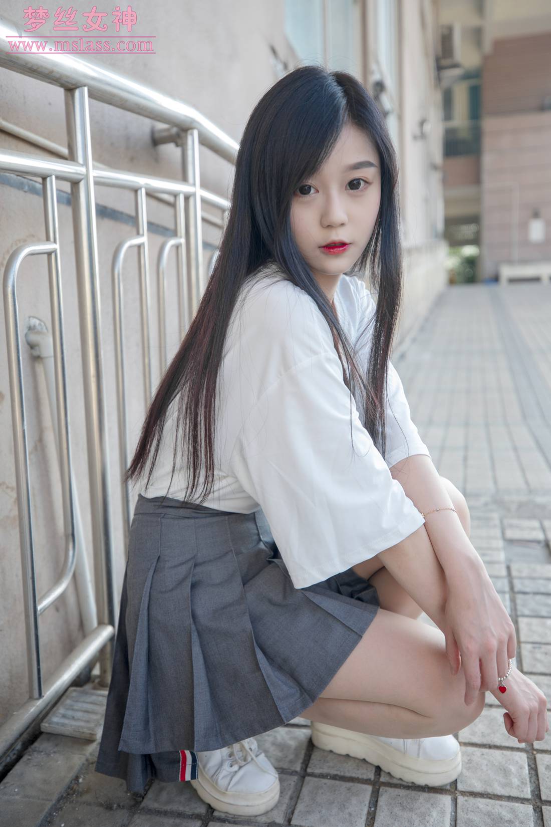 [MSLASS梦丝女神] 2019.06.14 灵灵 甜静的明星脸 在线浏览 – 优选-优选资源网