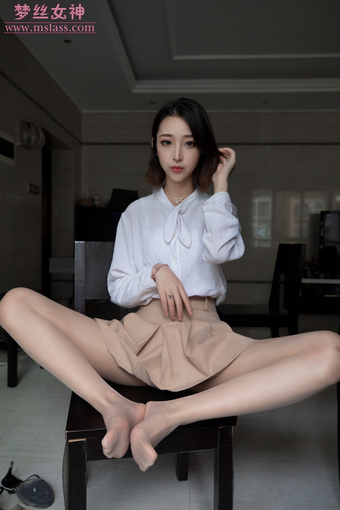 图片[73]-[MSLASS梦丝女神] 2019.08.08 美女主播乔儿（肉色丝袜搭配） 在线浏览 – 速更版-美库