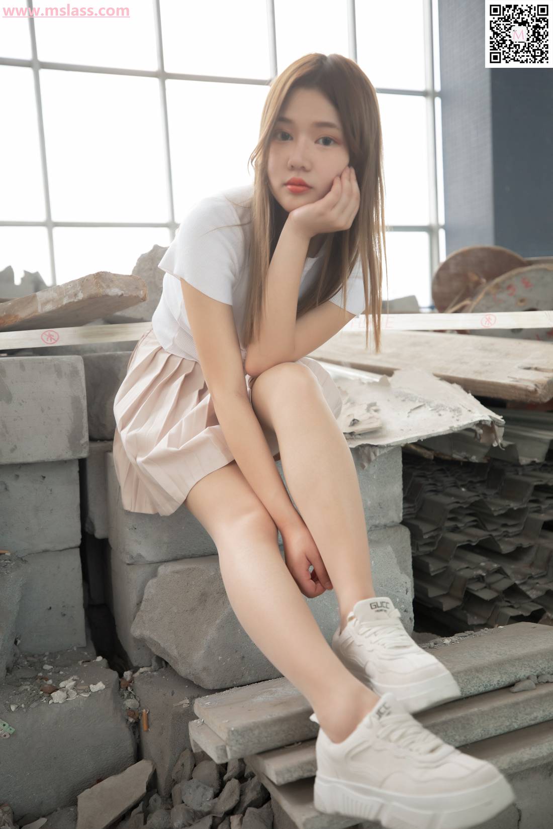 图片[39]-[MSLASS梦丝女神] 2019.08.29 废墟的小白鞋 小除夕 在线浏览 – 速更版-美库