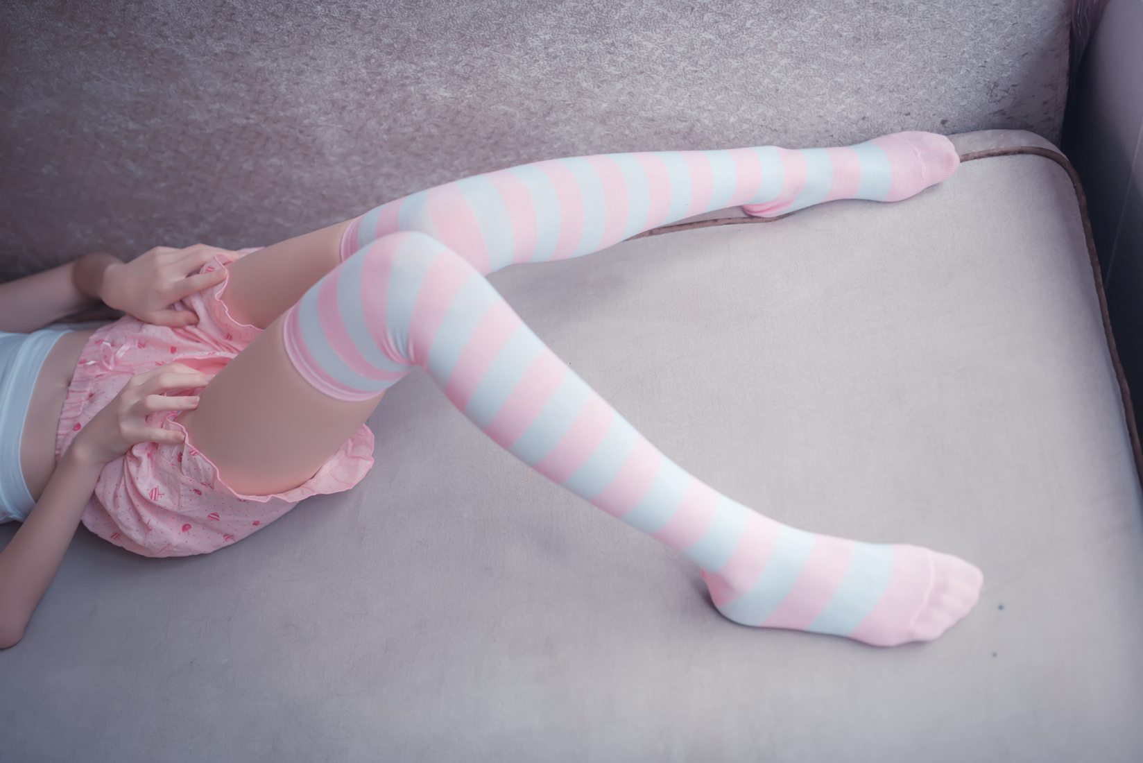 图片[5]-[风之领域] No.025 粉嫩的妹子 在线浏览 – 速更版-美库