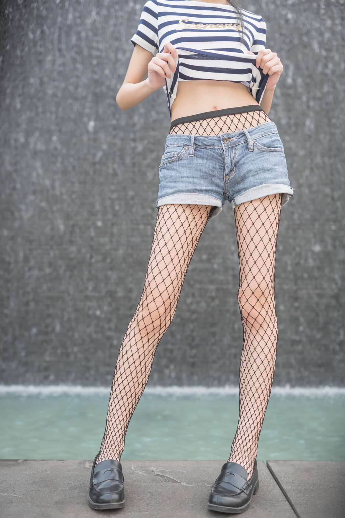 图片[22]-[风之领域] No.027 短裤鱼网丝袜 在线浏览 – 速更版-美库