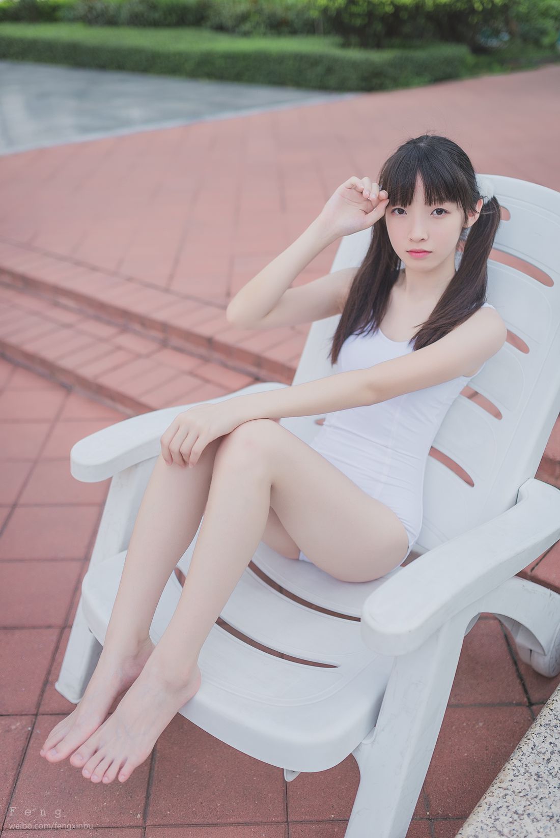 图片[3]-[风之领域] No.053 泳池边的长腿MM 在线浏览 – 速更版-美库