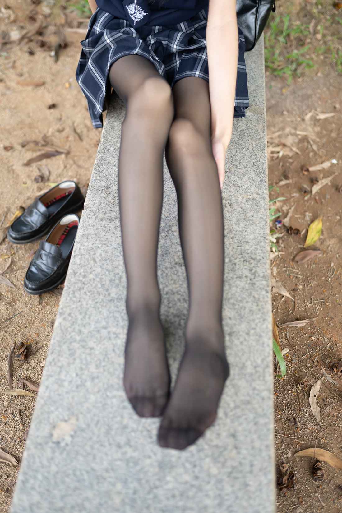 图片[9]-[风之领域] No.059 漫步公园的黑丝学妹 在线浏览 – 速更版-美库