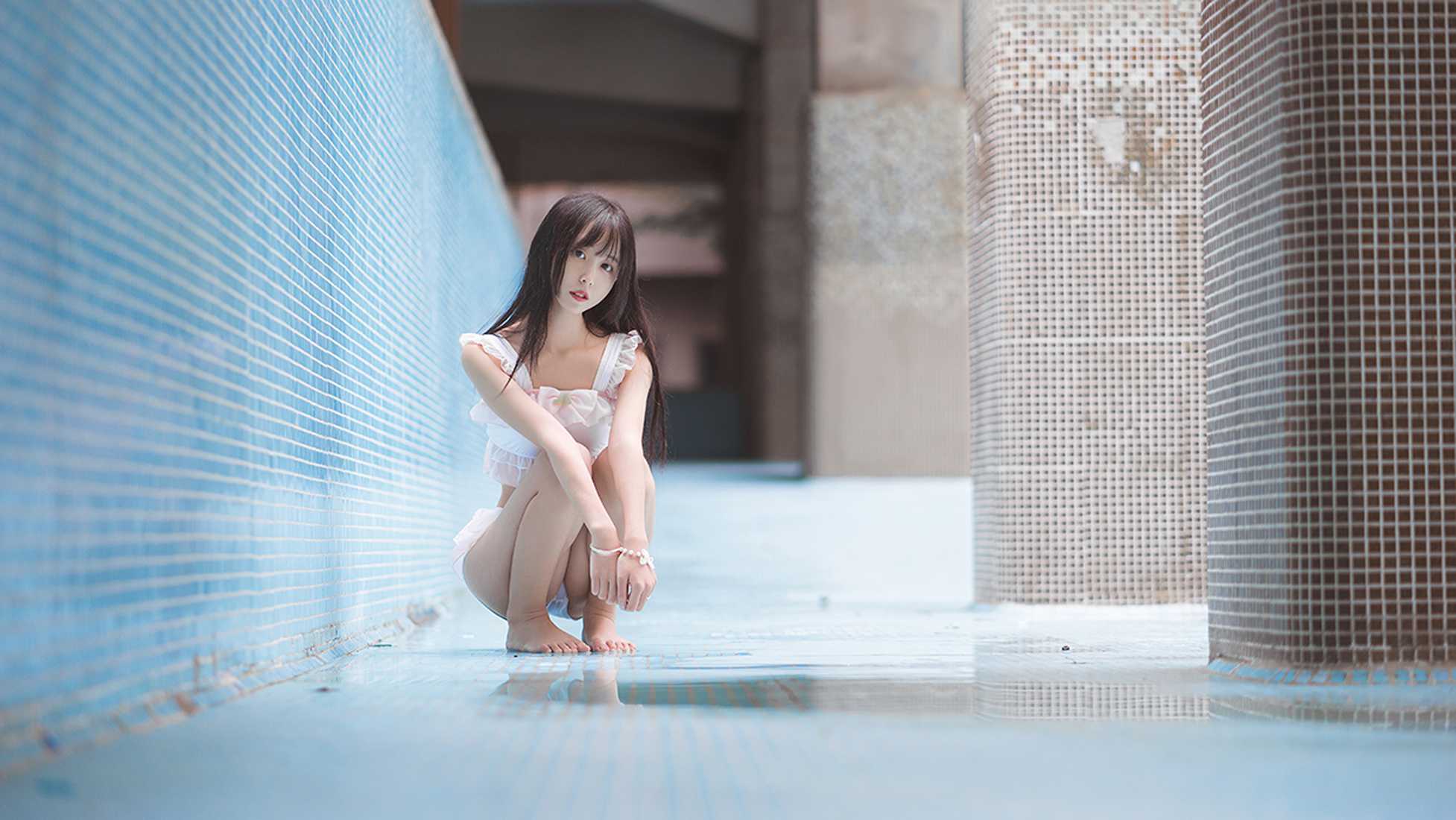 [风之领域] No.090 泳池里的小美人鱼 在线浏览 – 优选-优选资源网