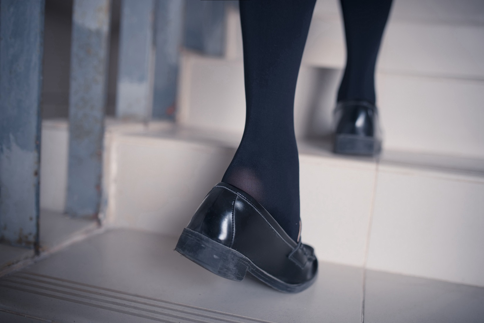 图片[30]-[风之领域]  No.131 JK户外长腿黑丝 在线浏览 – 速更版-美库