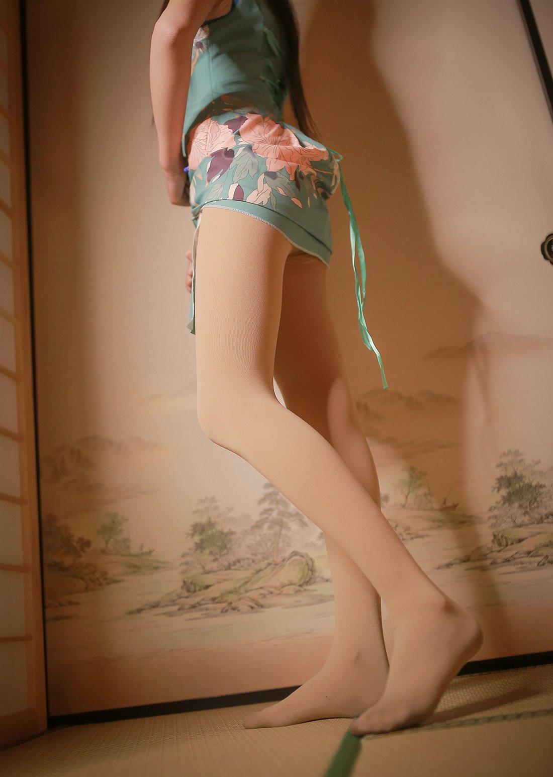 图片[3]-[风之领域] No.156 伞下的旗袍少女 在线浏览-翎羽暗房