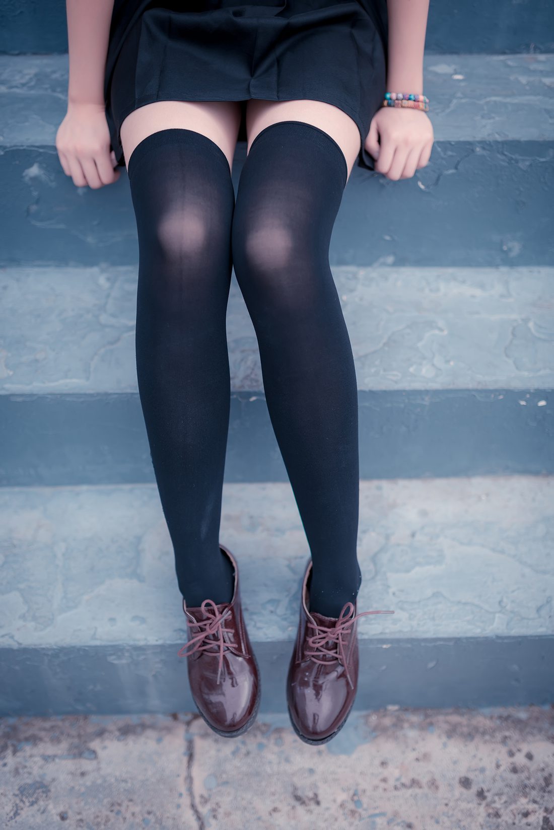 图片[34]-[风之领域] No.187 黑丝户外筒袜 在线浏览 – 速更版-美库