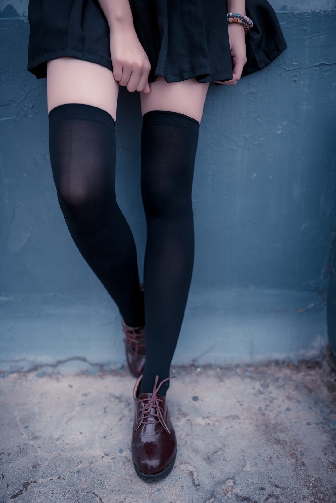 图片[16]-[风之领域] No.187 黑丝户外筒袜 在线浏览 – 速更版-美库