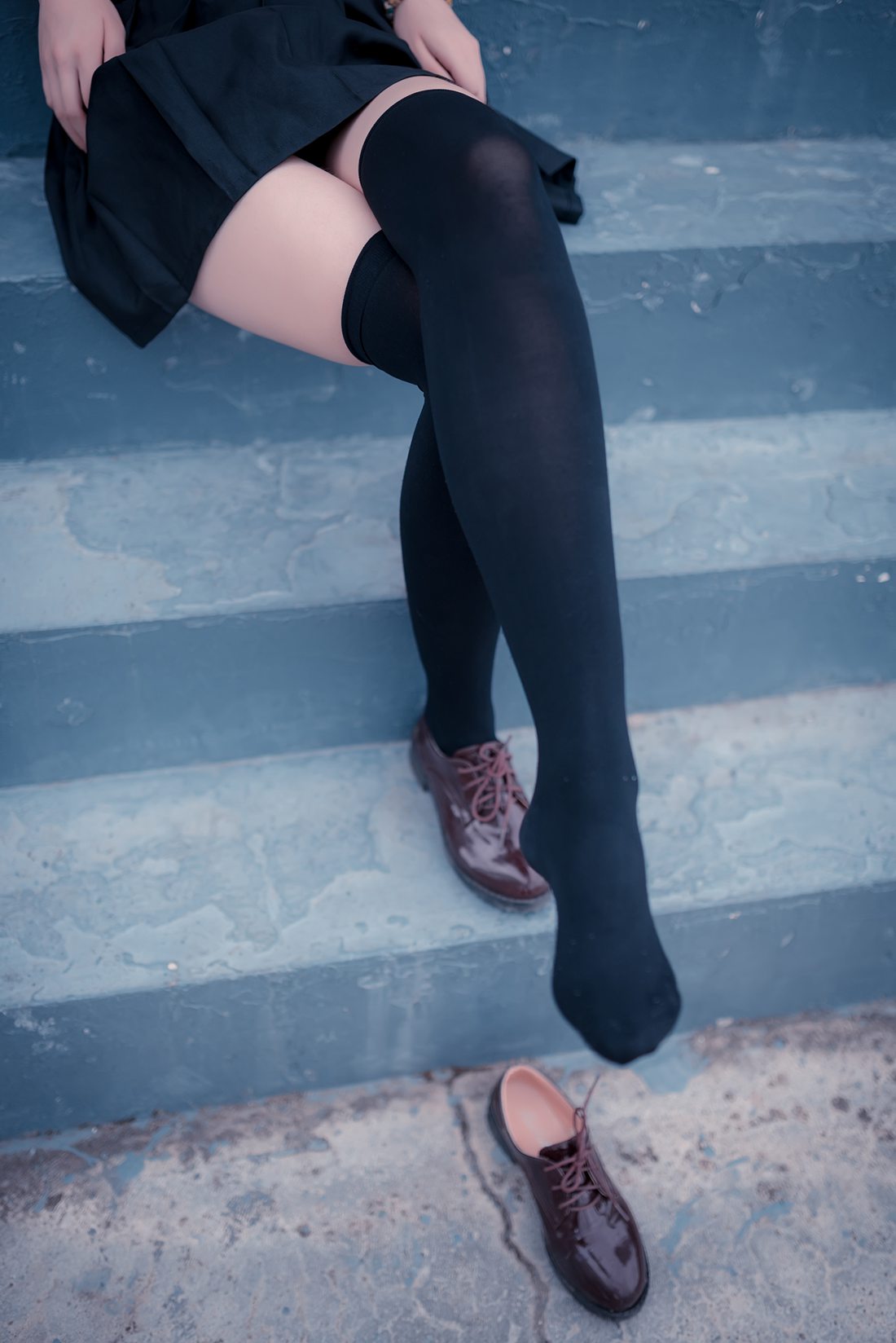 图片[7]-[风之领域] No.187 黑丝户外筒袜 在线浏览 – 速更版-美库