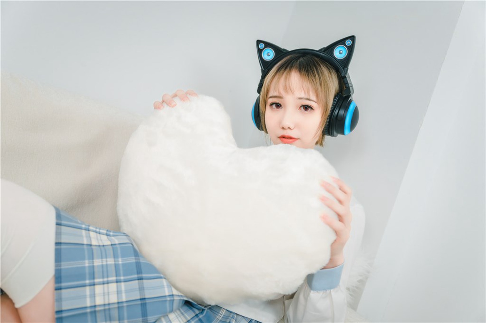 图片[18]-[风之领域] No.202 爱听歌的白丝喵喵酱 在线浏览 – 速更版-美库