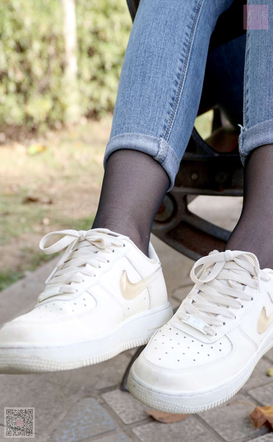 图片[46]-[SiHua思话] SH026 人群里的裤里丝 露露 在线浏览 – 速更版-美库