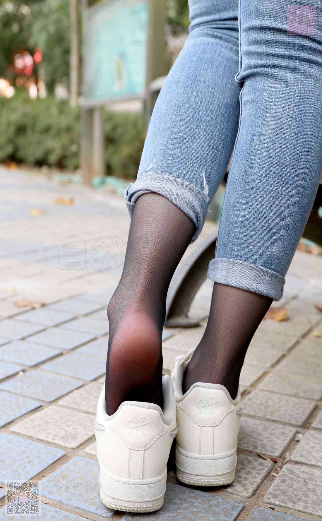 图片[91]-[SiHua思话] SH026 人群里的裤里丝 露露 在线浏览 – 速更版-美库