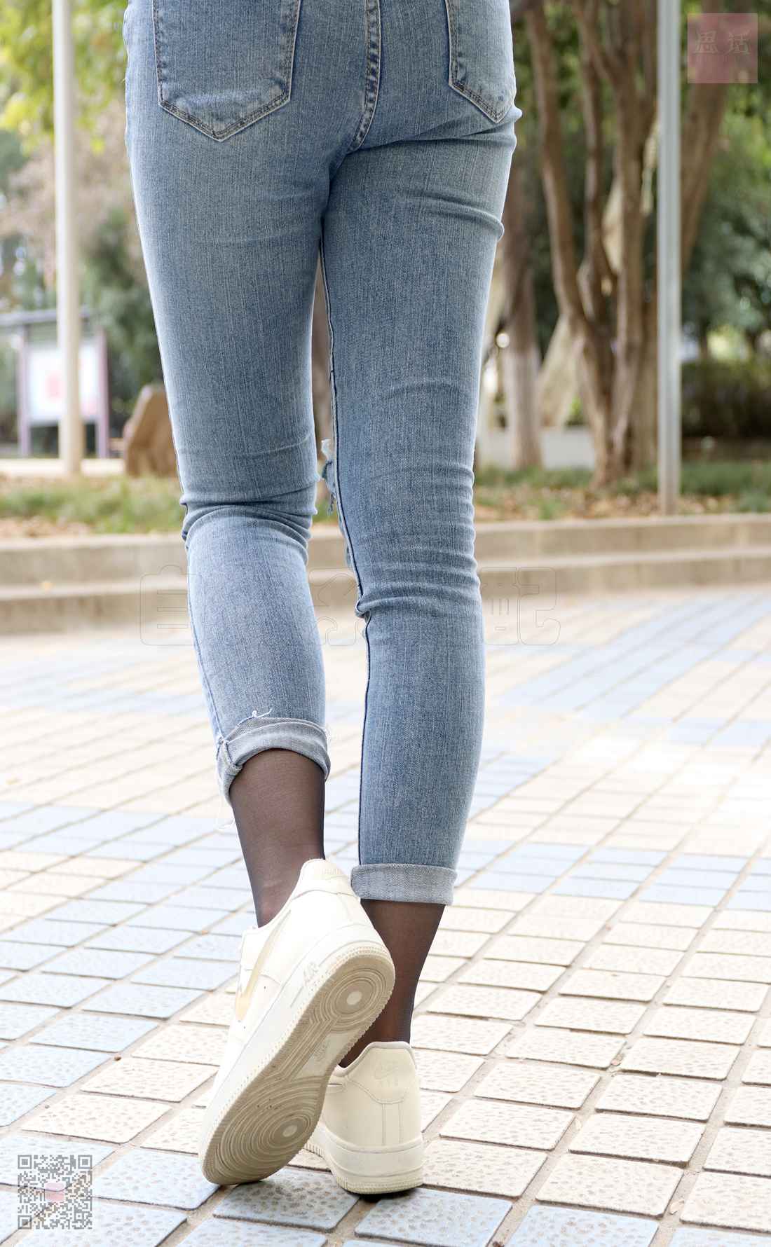 图片[33]-[SiHua思话] SH026 人群里的裤里丝 露露 在线浏览 – 速更版-美库