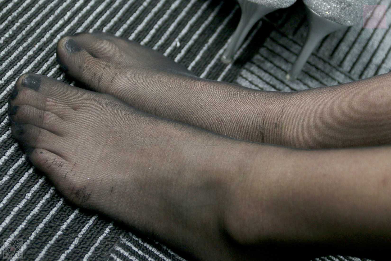 图片[88]-[SiHua思话] SH025 kiki 涂指甲油的红裙少女 在线浏览 – 速更版-美库