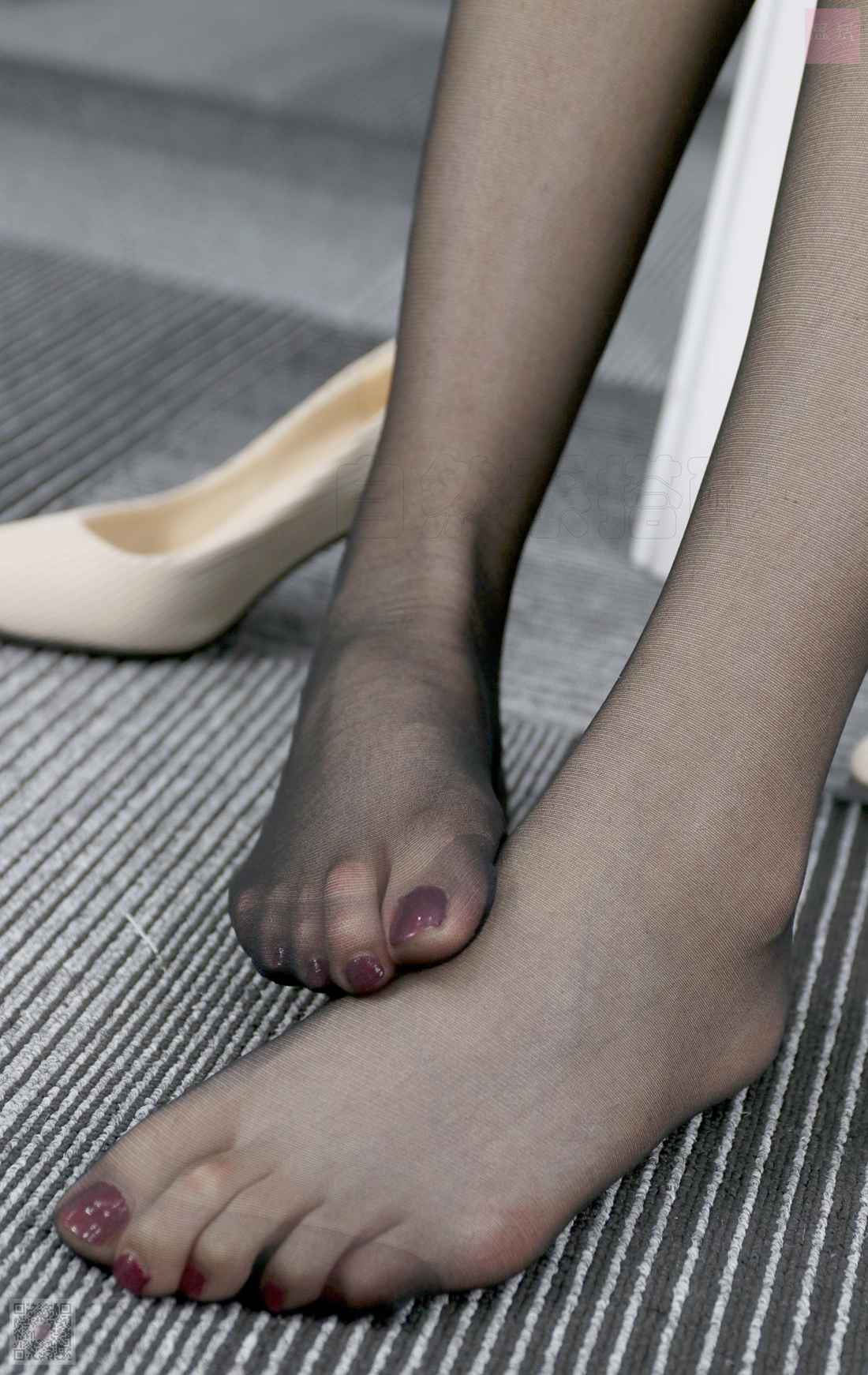 图片[57]-[SiHua思话] SH028 当黑丝袜遇上羞脸 珺洁 在线浏览 – 速更版-美库