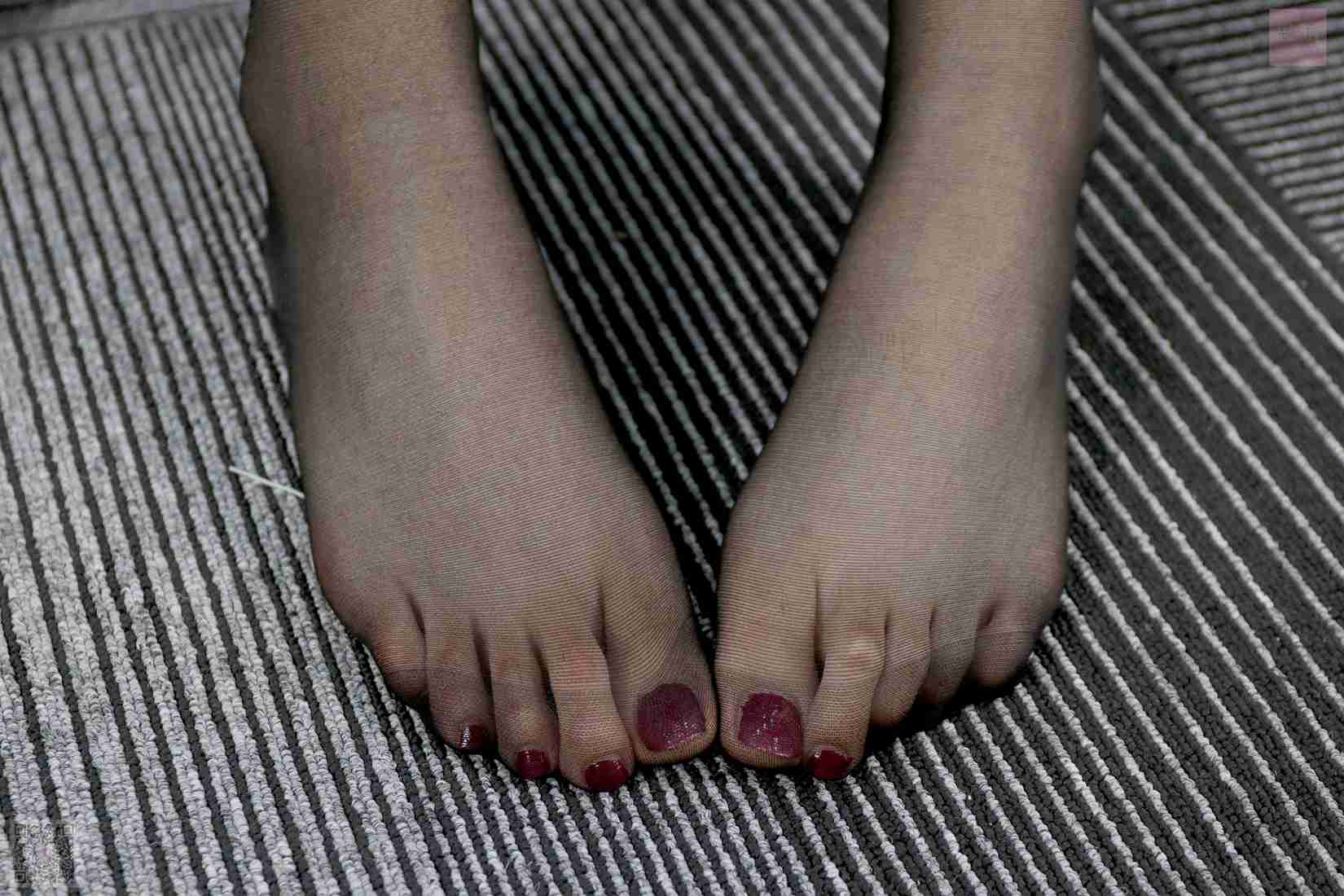 图片[20]-[SiHua思话] SH028 当黑丝袜遇上羞脸 珺洁 在线浏览 – 速更版-美库