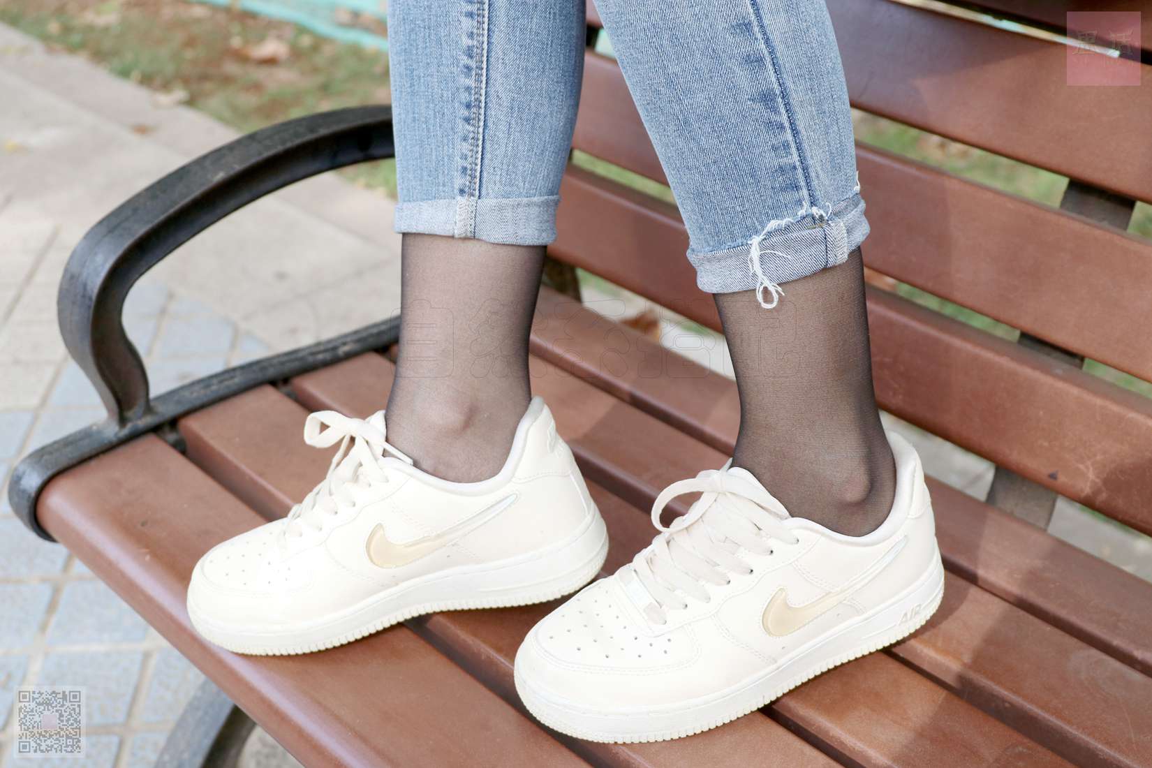 图片[9]-[SiHua思话] SH026 人群里的裤里丝 露露 在线浏览 – 速更版-美库