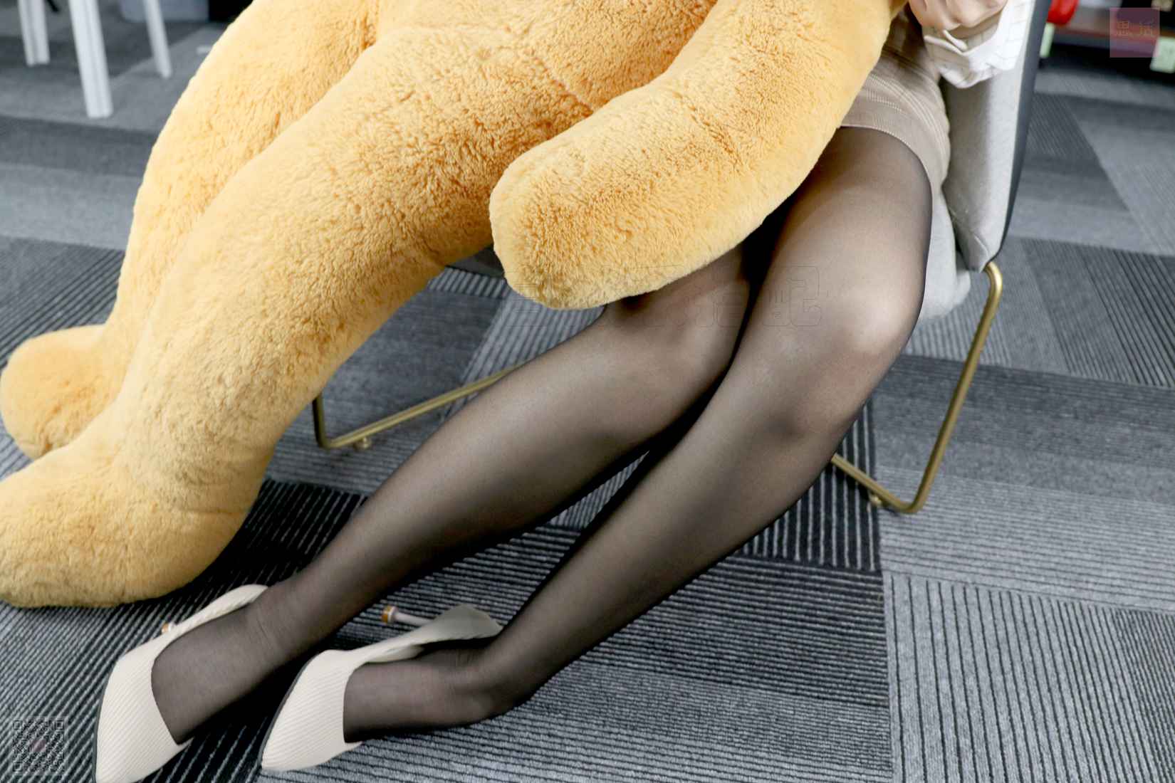 图片[21]-[SiHua思话] SH028 当黑丝袜遇上羞脸 珺洁 在线浏览 – 速更版-美库