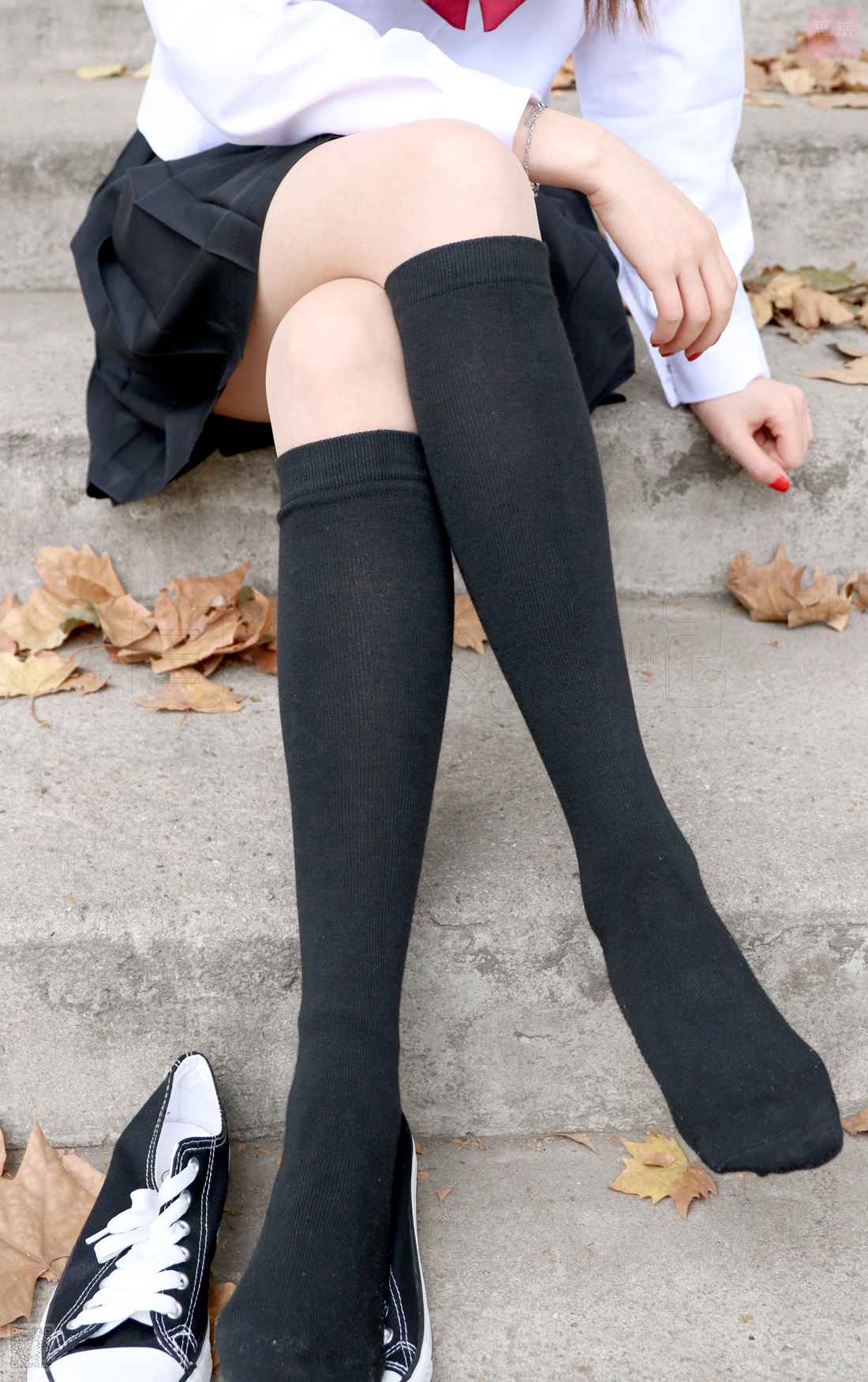 图片[23]-[SiHua思话] SH041 JK的第一次尝试 伊一 在线浏览 – 速更版-美库