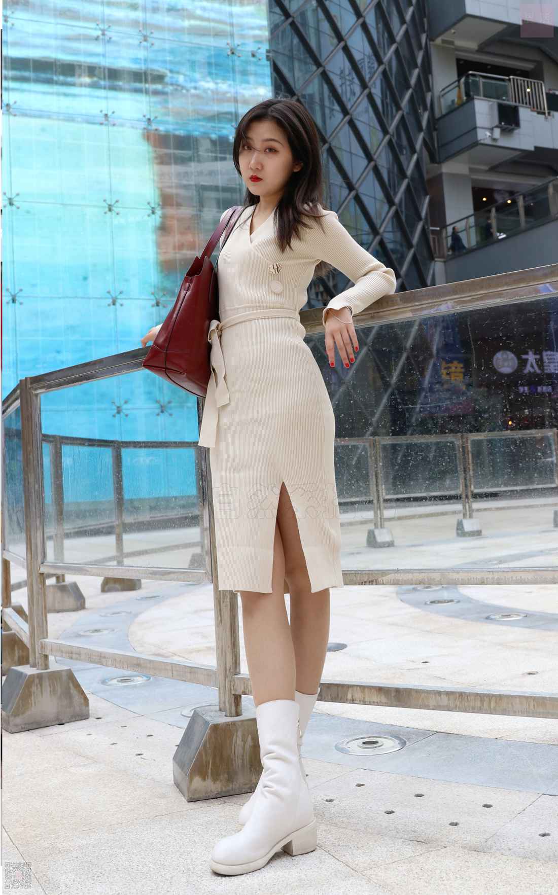 图片[9]-[SiHua思话] SH044 冬日步行街的薄肉丝 露露 在线浏览 – 速更版-美库