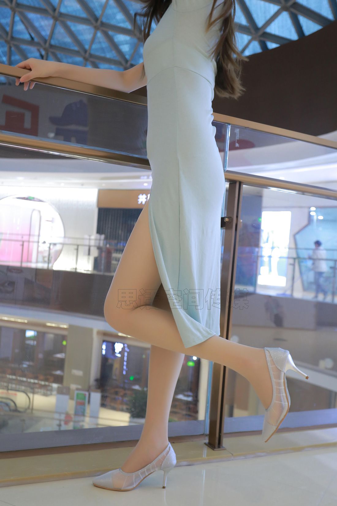 图片[46]-[SiHua思话] SH132 COCO 武汉迪丽热巴商场露美足 在线浏览 – 速更版-美库