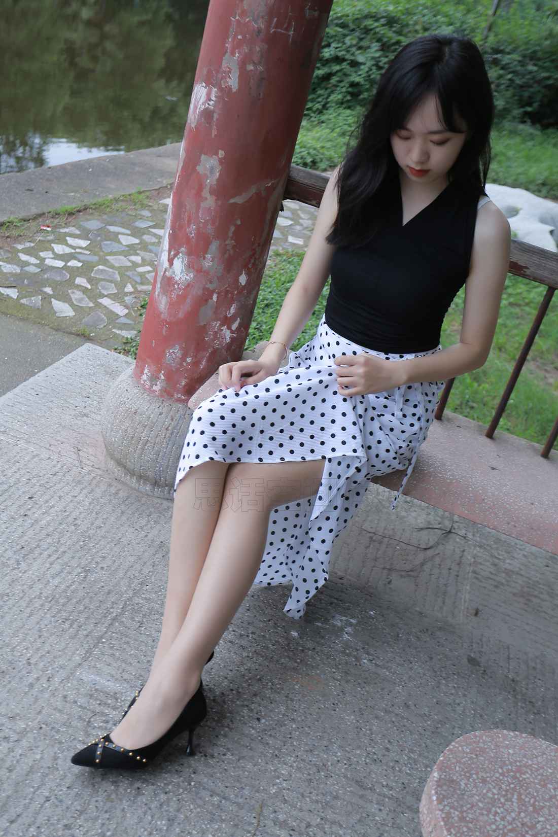 图片[23]-[SiHua思话] SH133 琦琦 温婉淑女游公园 在线浏览 – 速更版-美库