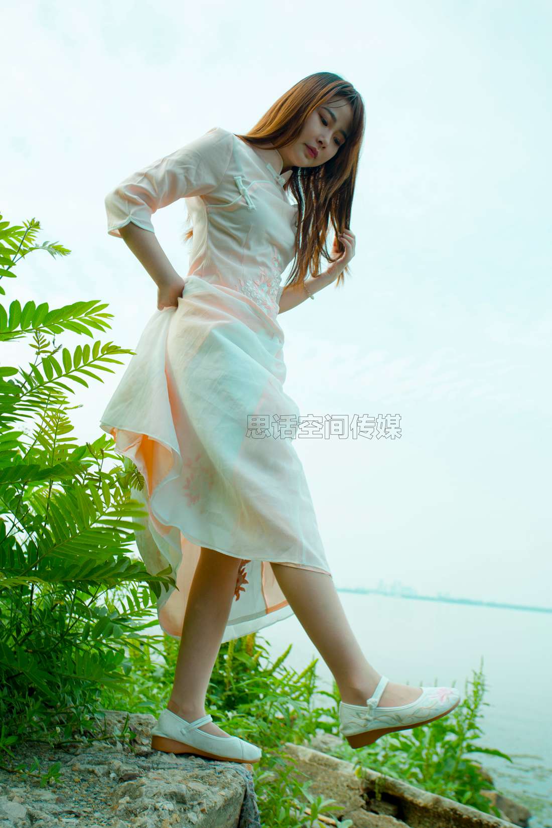 图片[44]-[SiHua思话] SH136 苏羽 邻家小仙女的美脚 在线浏览 – 速更版-美库