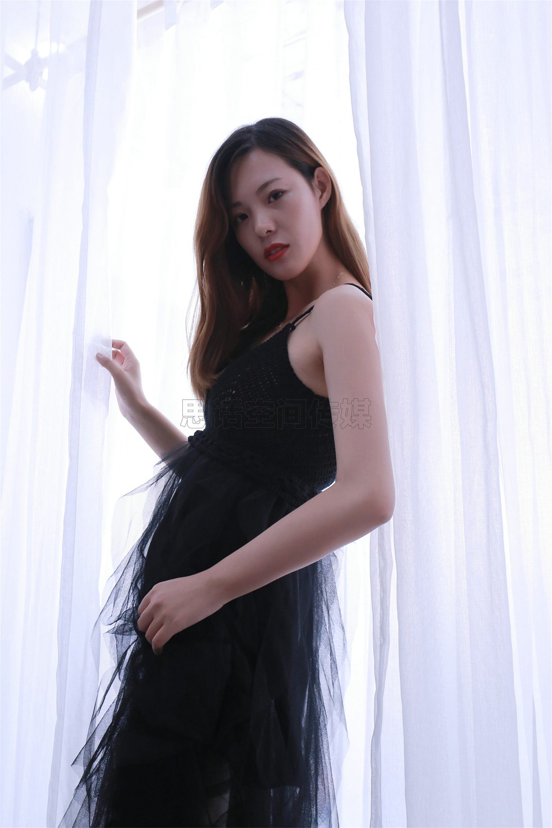 图片[3]-[SiHua思话] SH159 艺沫 黑丝美腿的魅惑 在线浏览 – 速更版-美库