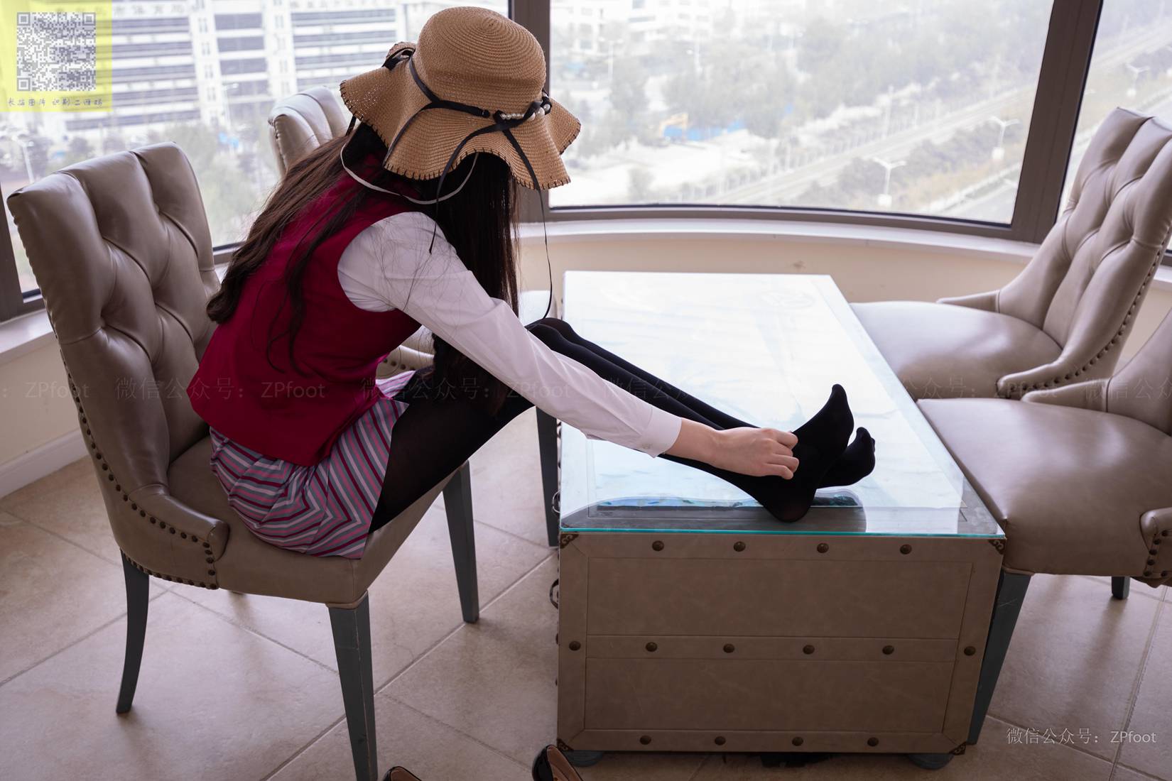 图片[30]-[山茶摄影] No.008 酸奶掉在丝袜上 在线浏览 – 速更版-美库