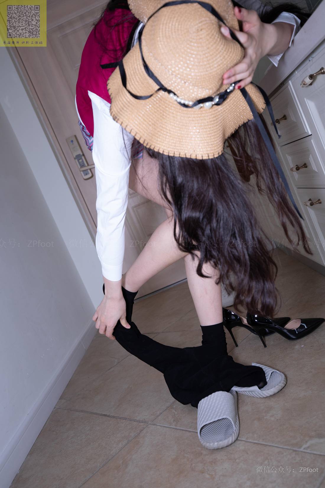 图片[51]-[山茶摄影] No.008 酸奶掉在丝袜上 在线浏览 – 速更版-美库