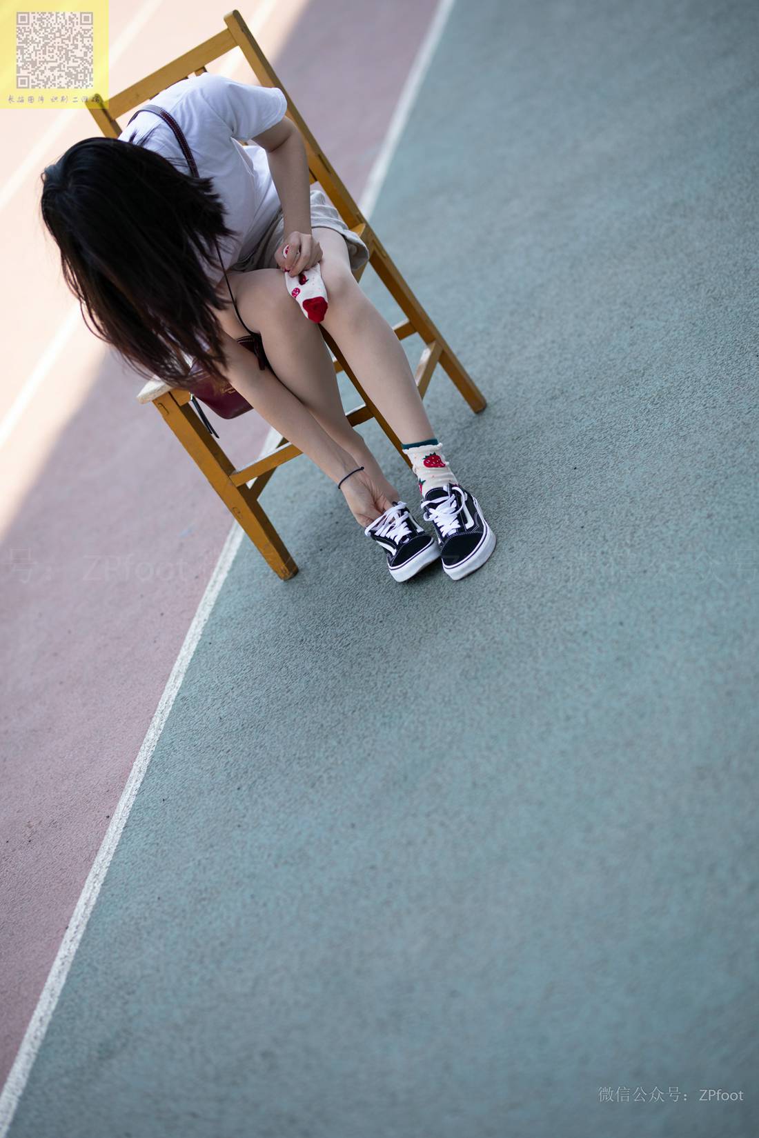 图片[23]-[山茶摄影] No.031 学妹操场肉丝 在线浏览 – 速更版-美库