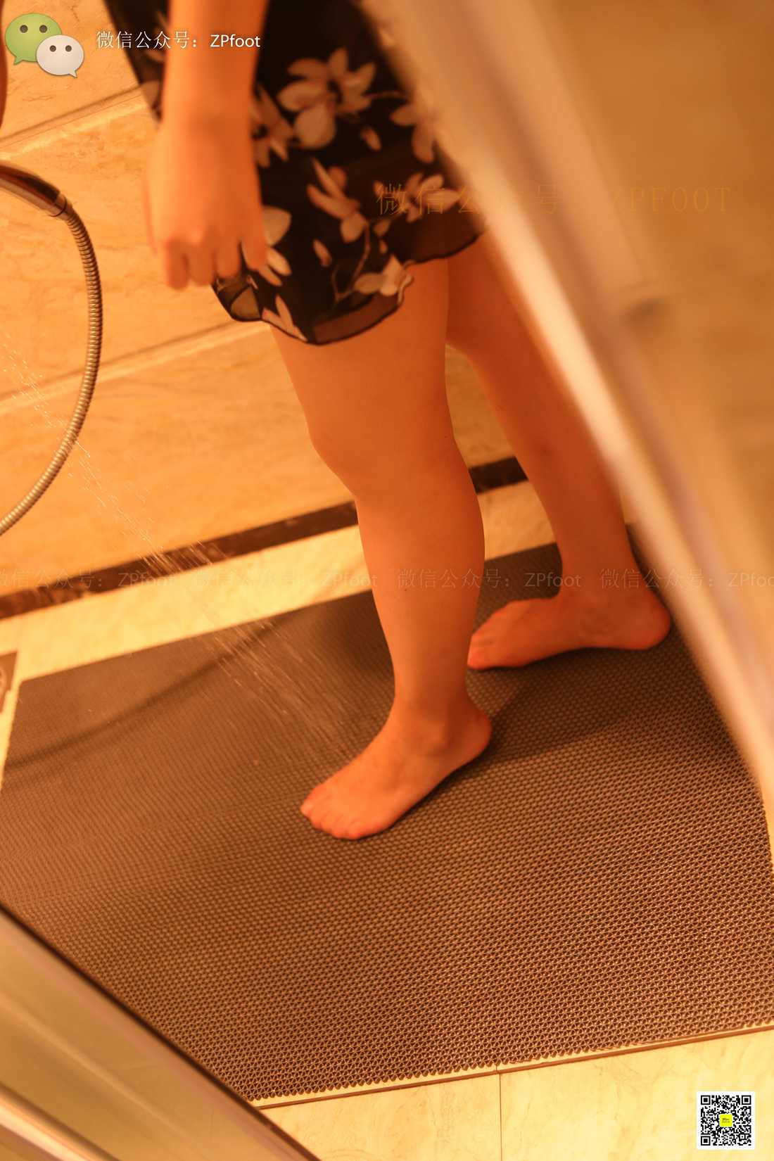 图片[3]-[山茶摄影] No.051 卫生间脱丝洗脚 在线浏览 – 速更版-美库