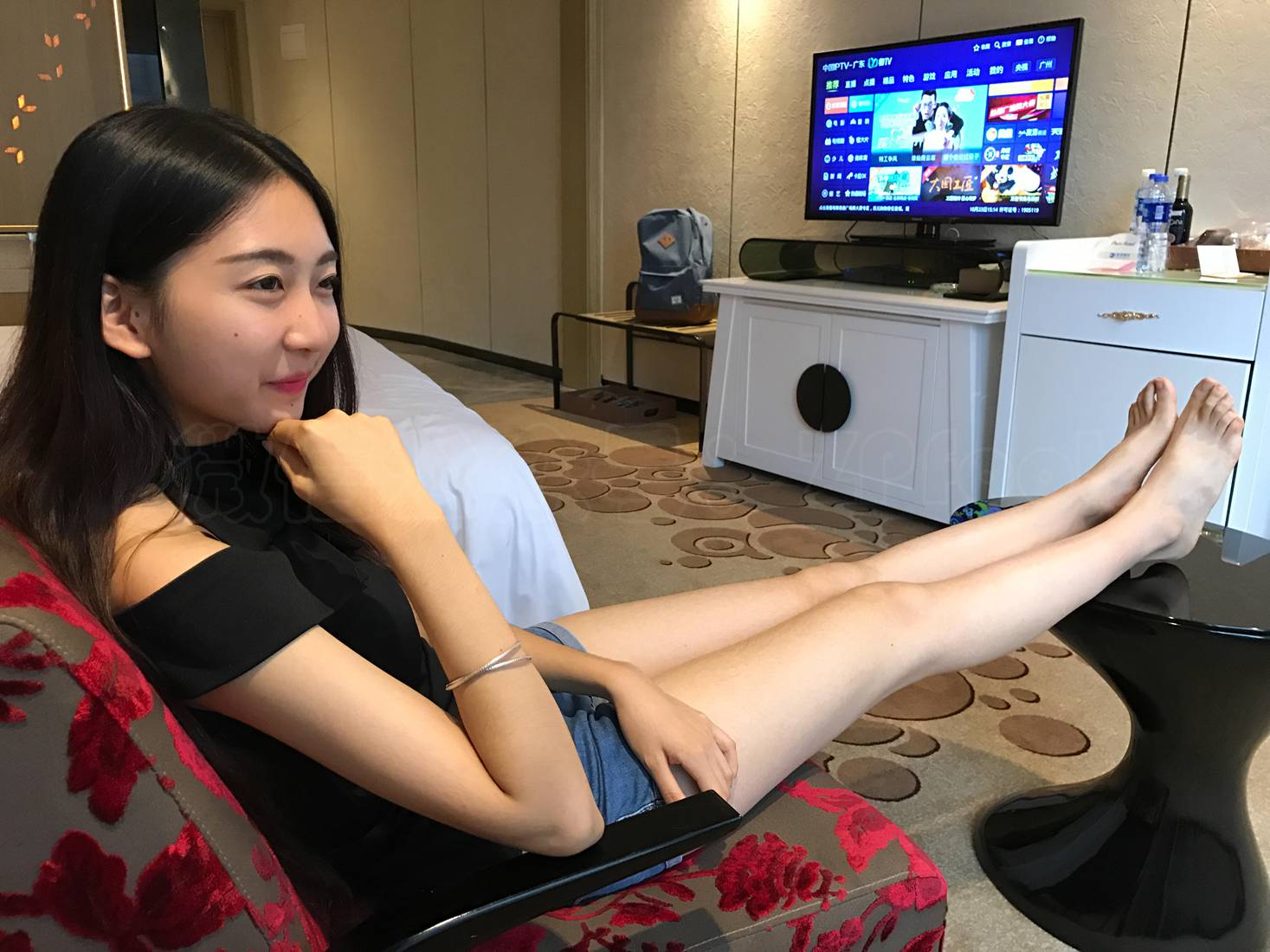 图片[32]-[山茶摄影] No.061 气质.裸足 在线浏览 – 速更版-美库