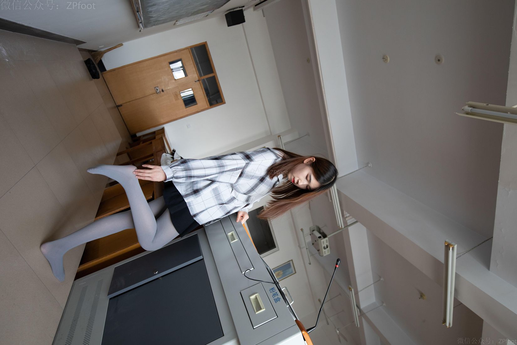 图片[46]-[山茶摄影] No.069 教室里的灰丝 在线浏览 – 速更版-美库