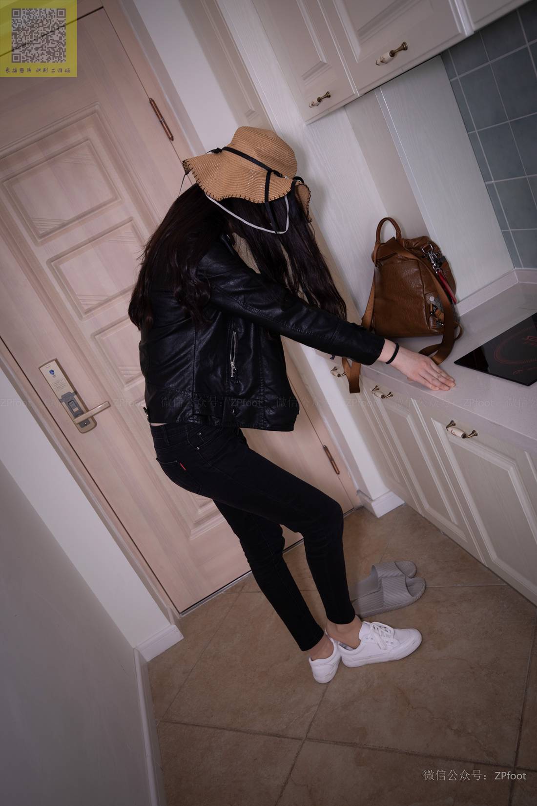 图片[26]-[山茶摄影] No.086 进门就把袜子脱了洗了 在线浏览 – 速更版-美库