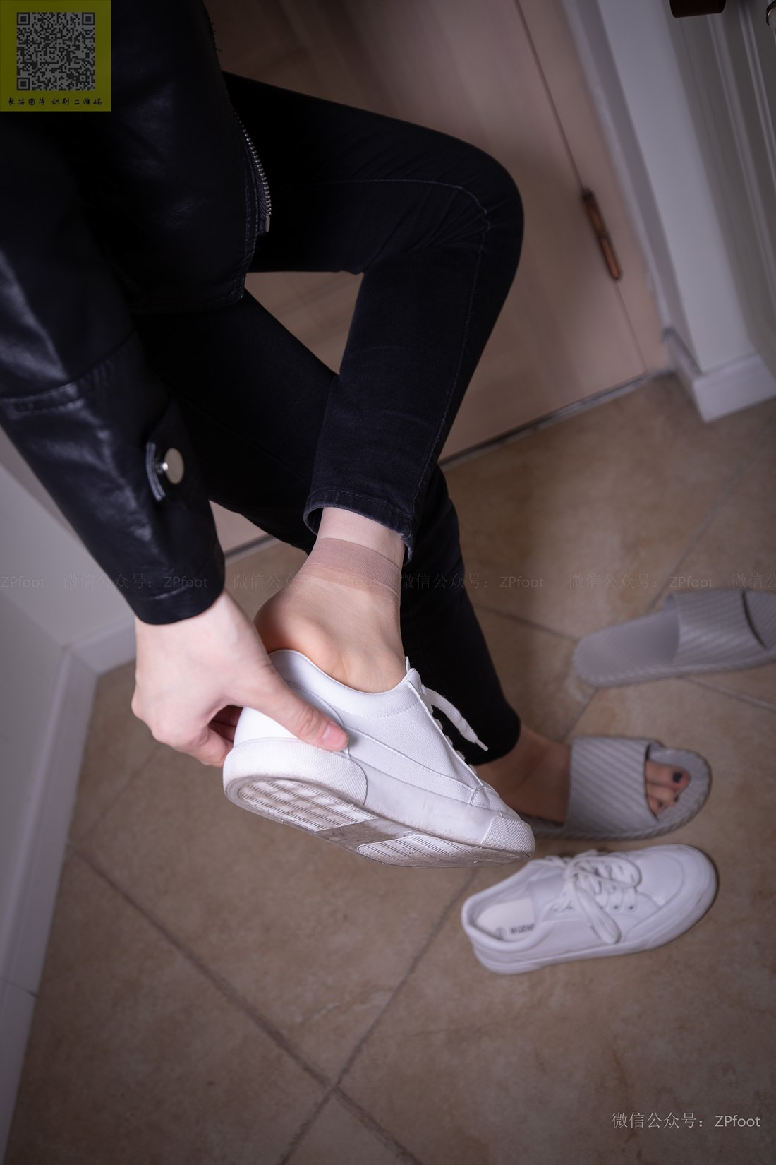 图片[12]-[山茶摄影] No.086 进门就把袜子脱了洗了 在线浏览 – 速更版-美库