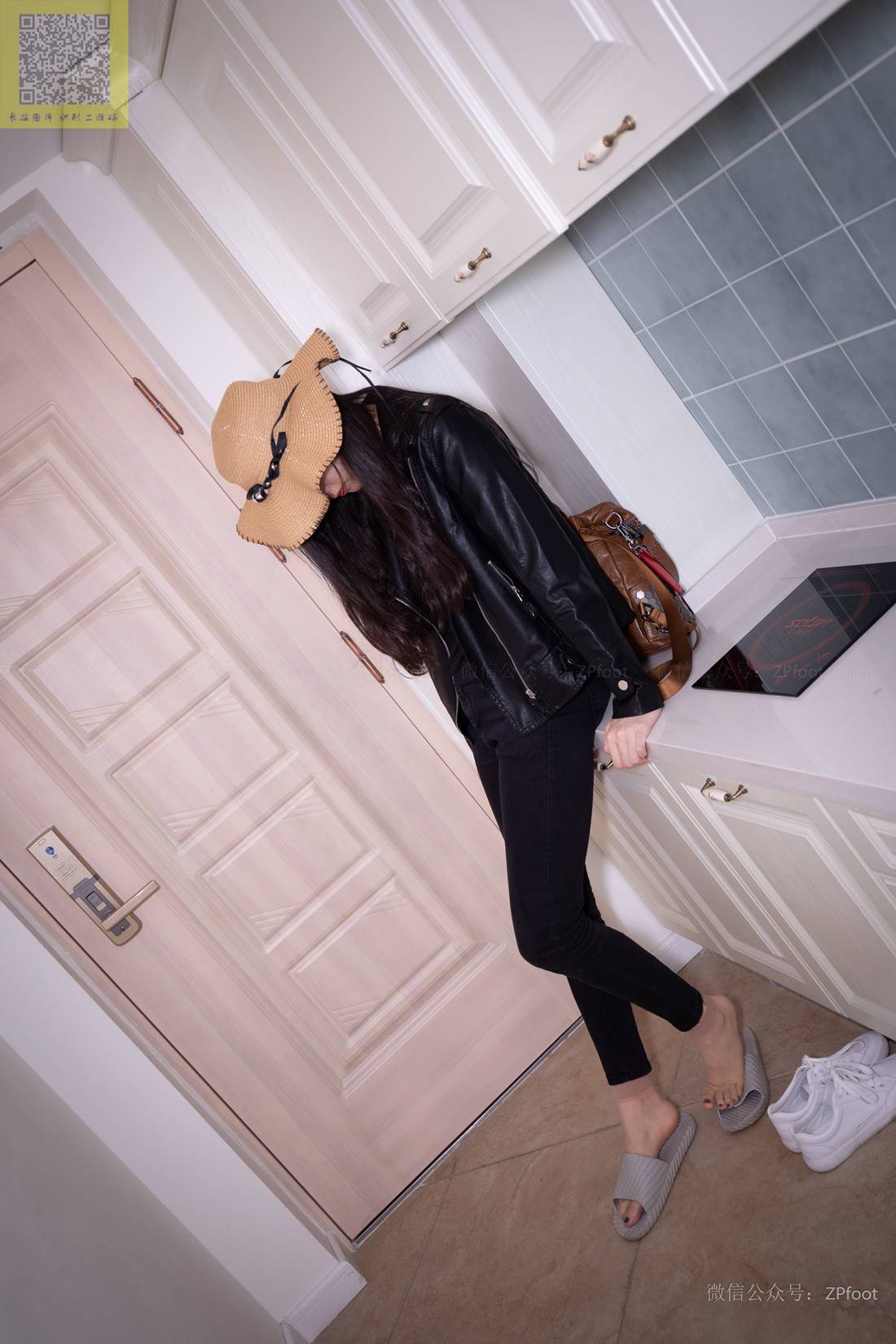 图片[43]-[山茶摄影] No.086 进门就把袜子脱了洗了 在线浏览 – 速更版-美库