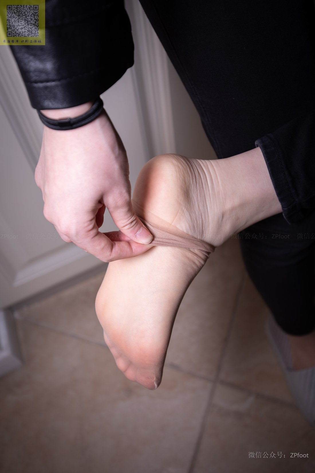 图片[89]-[山茶摄影] No.086 进门就把袜子脱了洗了 在线浏览 – 速更版-美库