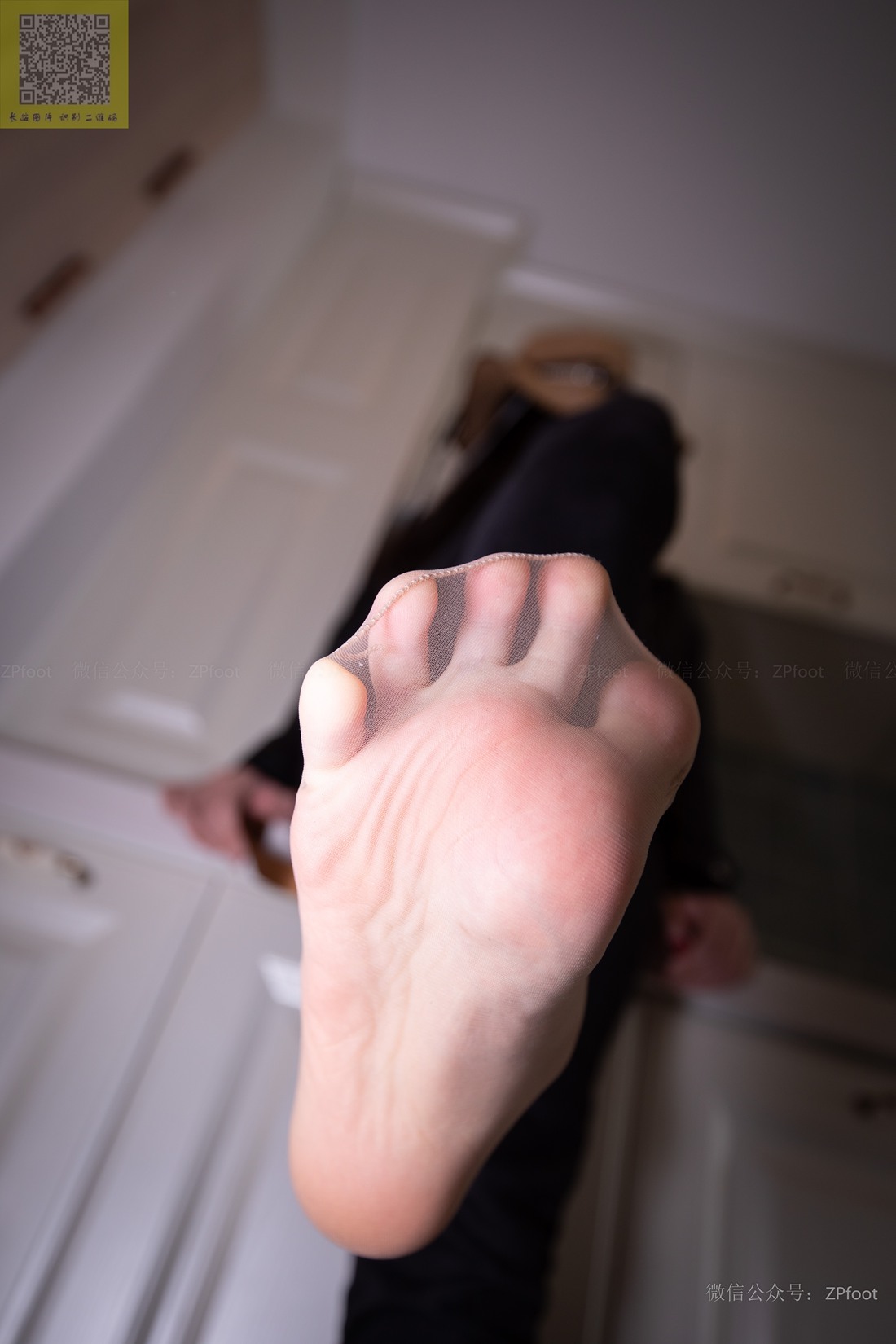 图片[85]-[山茶摄影] No.086 进门就把袜子脱了洗了 在线浏览 – 速更版-美库