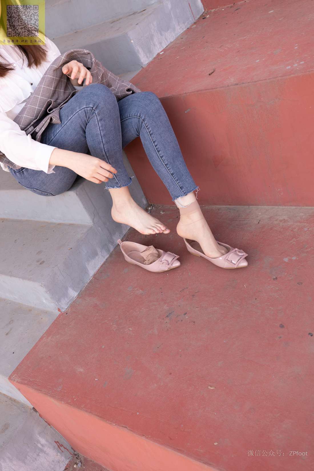 图片[34]-[山茶摄影] No.090 Baby的操场短丝 在线浏览 – 速更版-美库