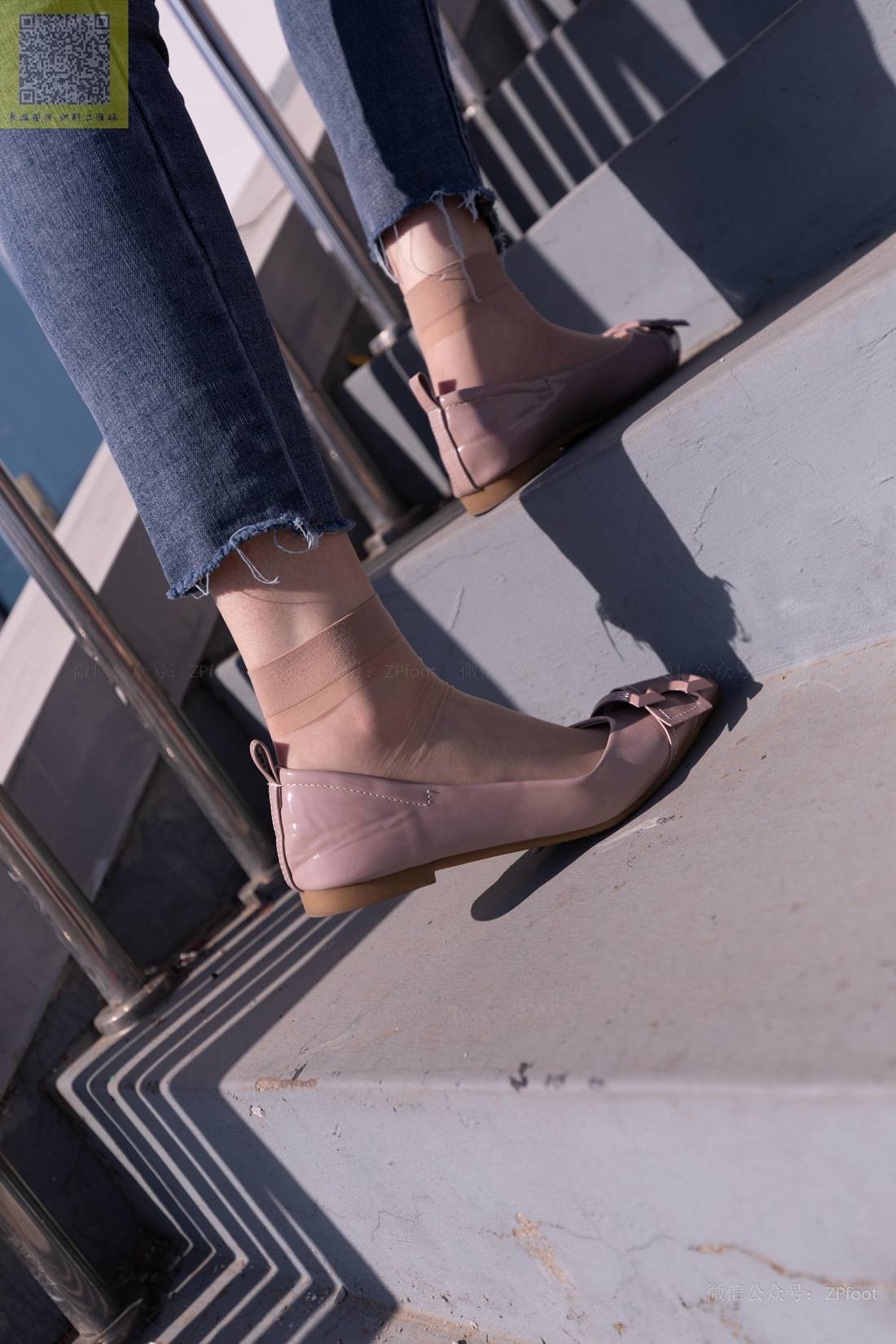 图片[33]-[山茶摄影] No.090 Baby的操场短丝 在线浏览 – 速更版-美库