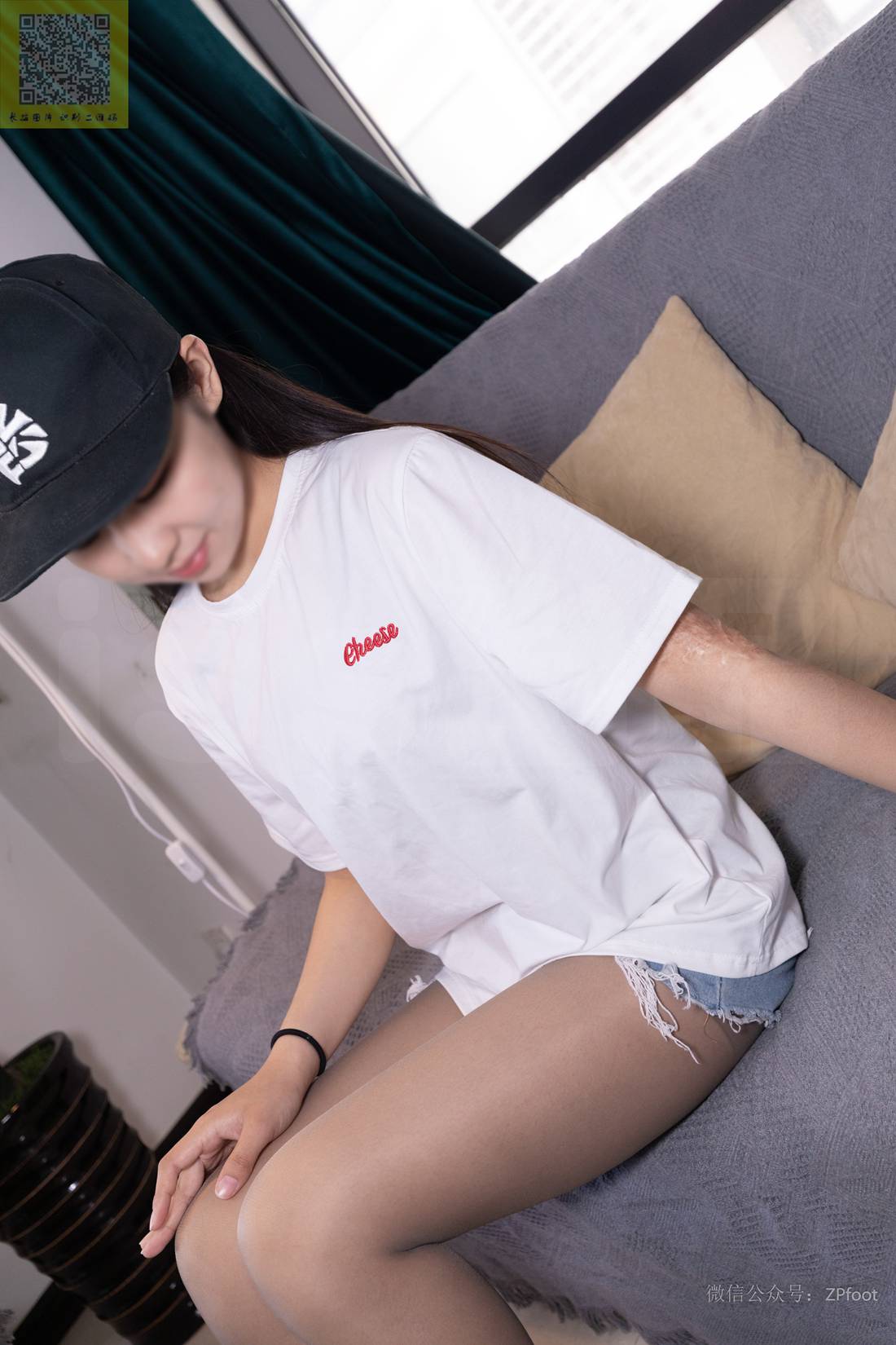 图片[19]-[山茶摄影] No.105 灰丝短裤 在线浏览 – 速更版-美库